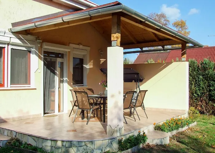 Boros By Interhome * בלטונפנבש