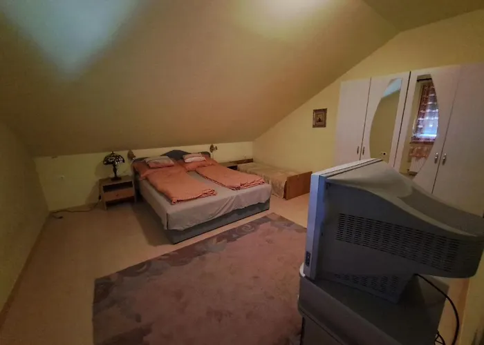 Boros By Interhome בלטונפנבש